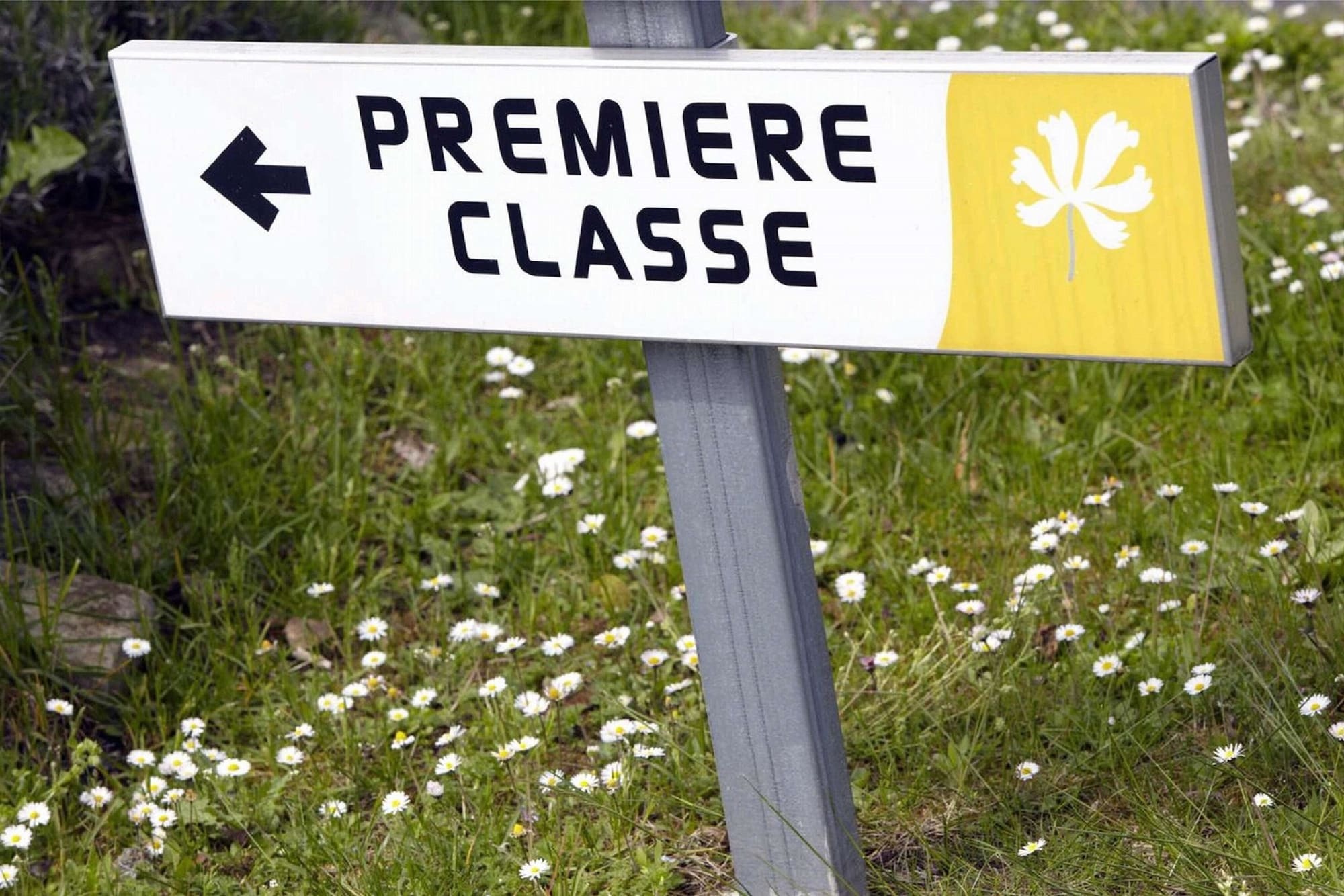 Premiere Classe Roanne Perreux Bagian luar foto